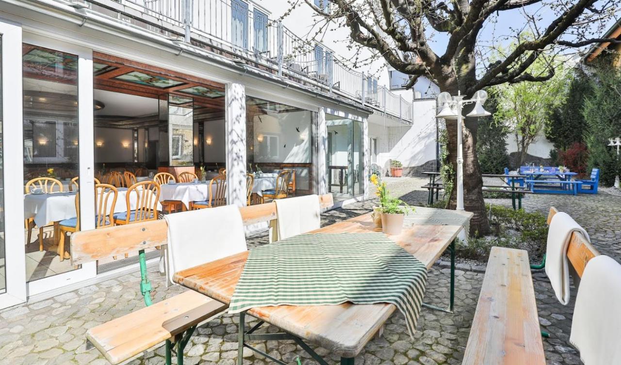 Hotel-Gasthaus "Krone" Boetzingen Екстер'єр фото
